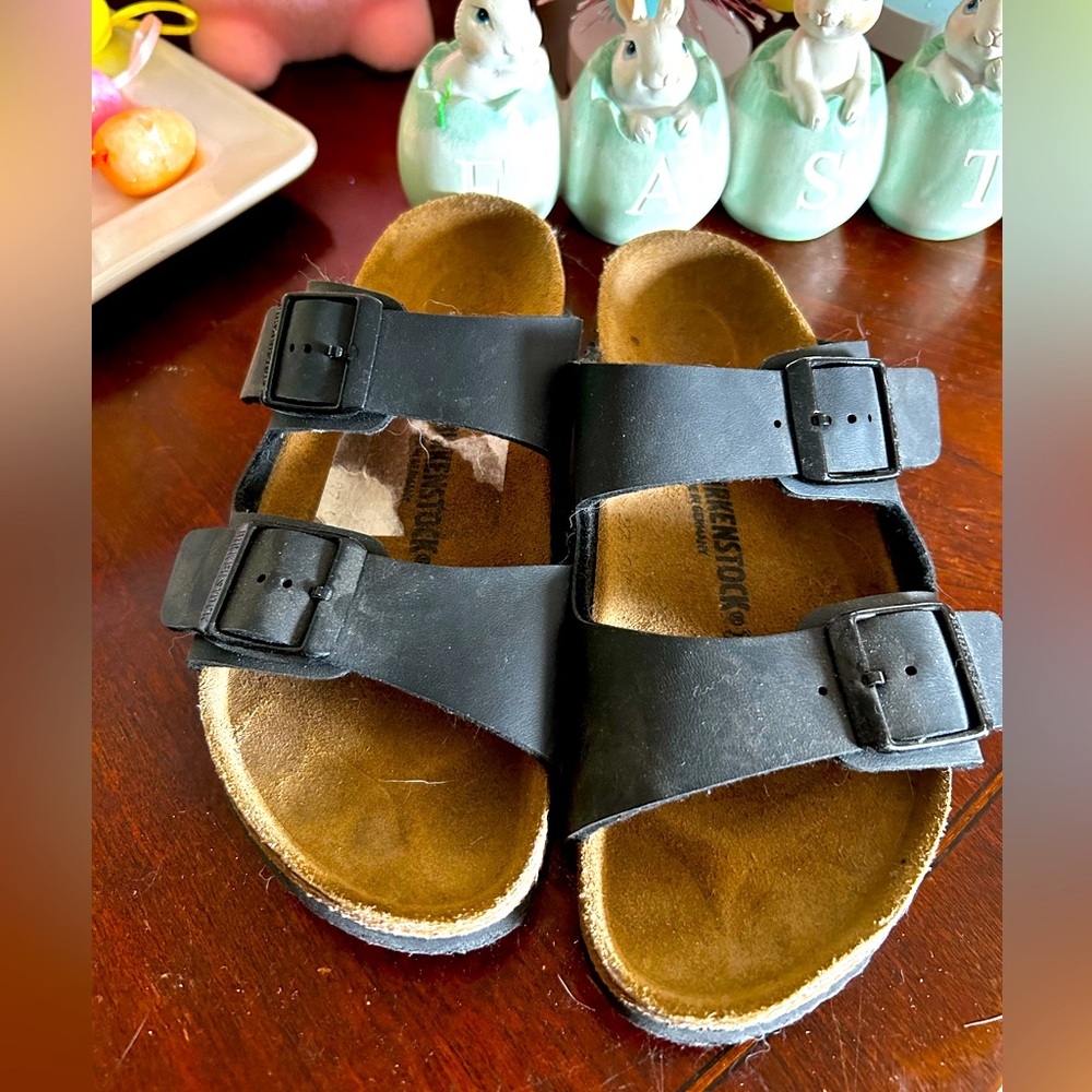 Birkenstock black sandals size 1.5